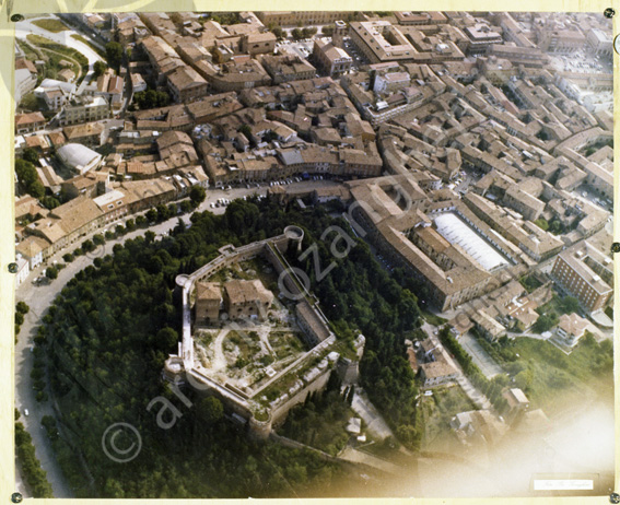Veduta aerea della Rocca Malatestiana di Cesena Parco delle rimembranze viale massoni Comune di Cesena mercato coperto palazzo del capitano
