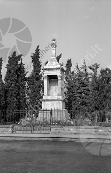 Mausoleo di obulacco Sarsina Monumento inferriata recinzione