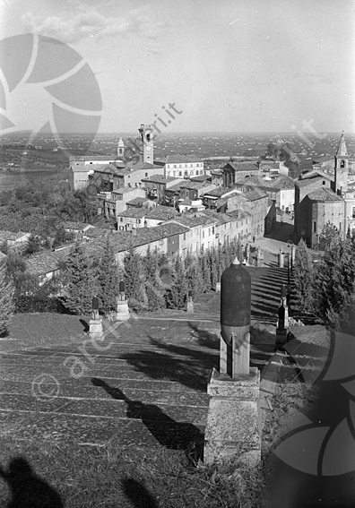 Montiano Panoramica dal parco delle rimembranze Bomber scalinata veduta panoramica panorama torre dell'orologio