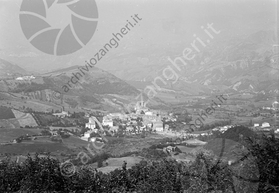 S.Agata Feltria Panoramica dal monte antenna TV Vista veduta panorama paese montagne colline