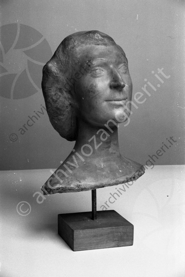 Greco Biblioteca Malatestiana Statua scultura volto di donna