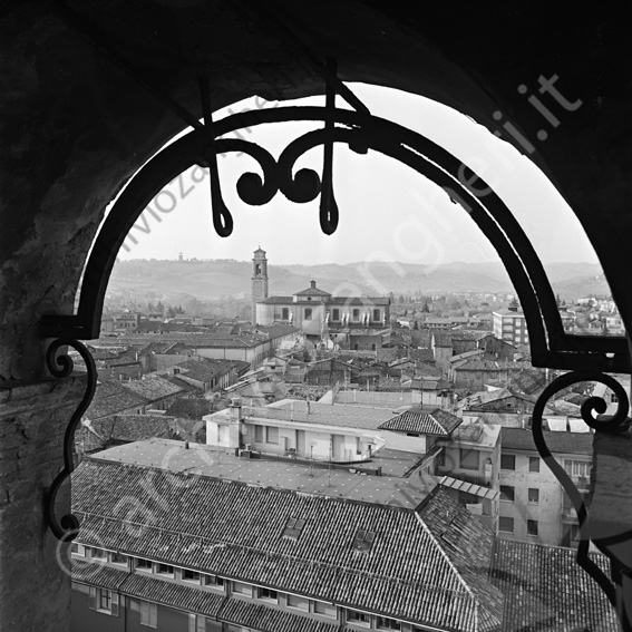 Panoramica di Cesena con Chiesa di S.Agostino dal palazzo del Ridotto Vista veduta panorama tetti chiesa