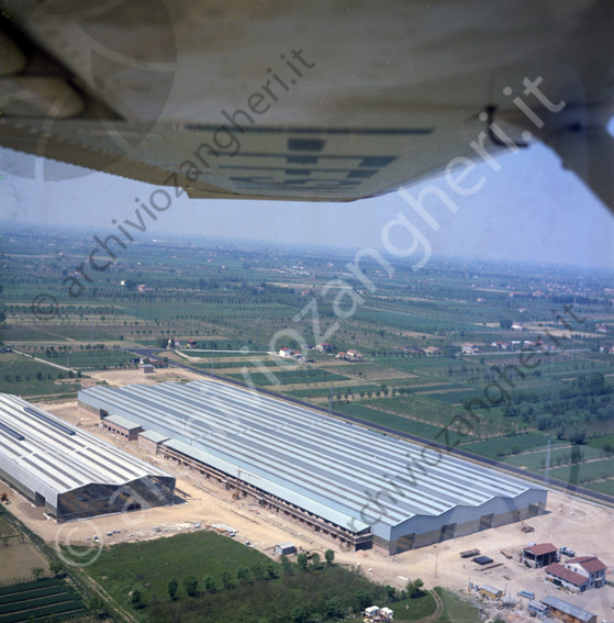 Forlisider aeree ora Marcegaglia Specialties capannone industriale Marcegaglia