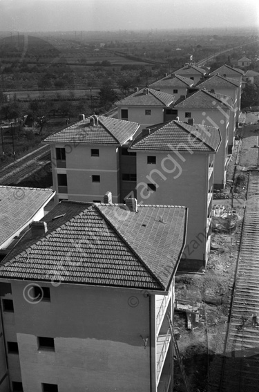 Case INA Fiorita Via Alfieri case popolari ferrovia binaricantiere edile costruzione