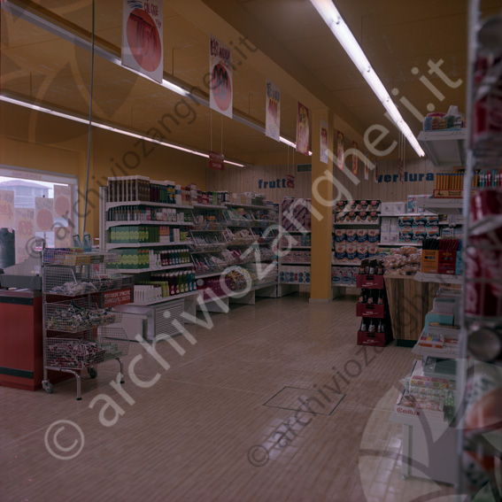 SUPER CONAD Borgo S.Michele interni supermercato