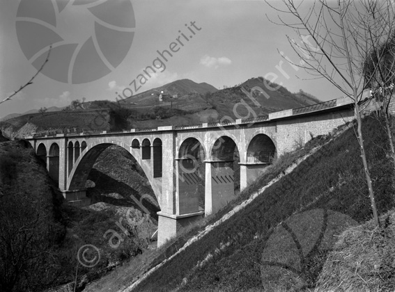 Ponte Lagaccio Sarsina Strada regionale umbro casentinese romagnola SR71 panorama colline