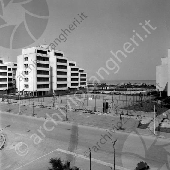 Condominio Residence Mosaico (Rubino) Lido Adriano campi da tennis condominio