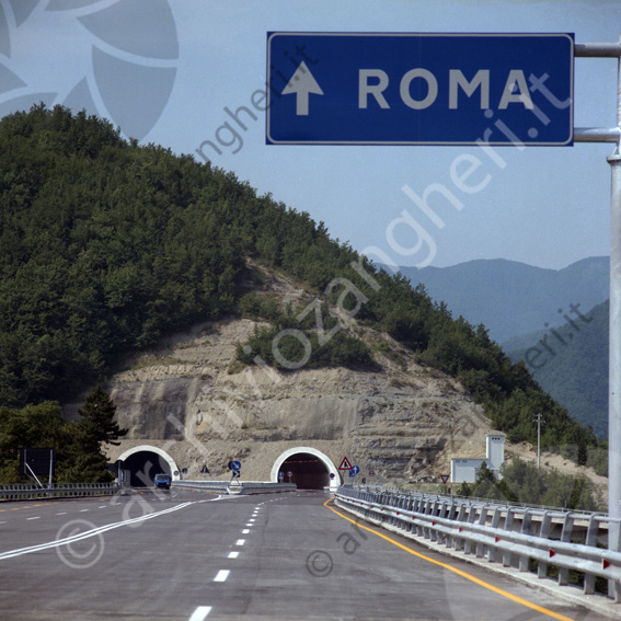 E7 E45 Strada superstrada roma tunnel montagna