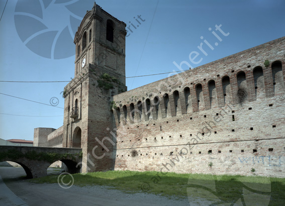 Castello malatestiano di Gatteo Torre dell'orologio ponte Terrazza mura