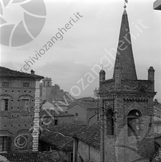 panoramica tra i tetti con Campanile S.Zenone campanon palazzo ghini