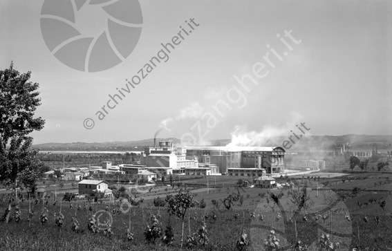 Marchino Unione Cementi Santarcangelo di Romagna fabbrica fumo panoramica case silos cementificio