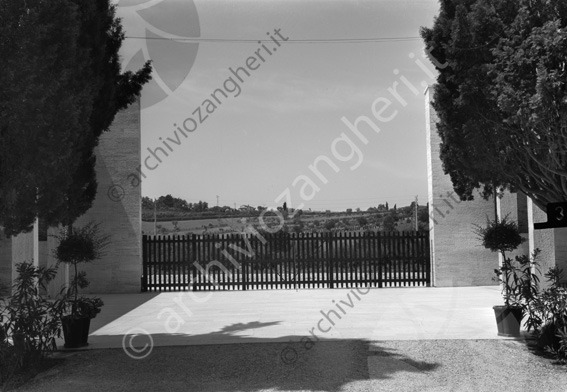 Ingresso cimitero urbano di Cesena cancello ingresso