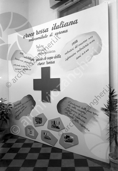 Settimana Cesenate Stand CRI cartellone manifesto croce rossa italiana sottocomitato