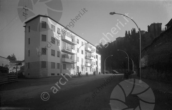 Palazzo Via Pio Battistini strada lampioni rocca malatestinana 