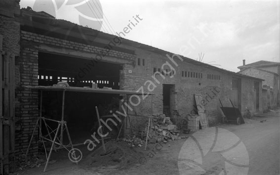 Lavori edificio Via mura porta fiume (zona S.Domenico) mura mattoni ponteggio