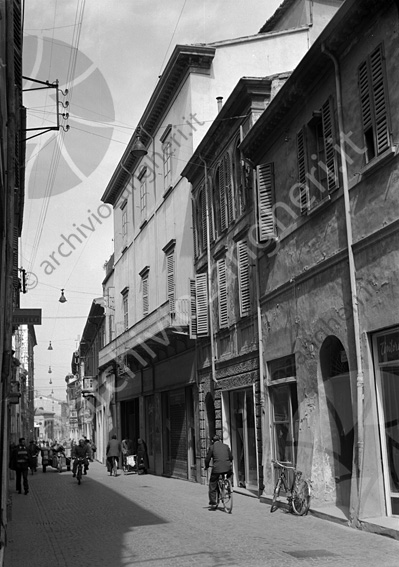 Palazzo Cooperativa Corso Sozzi bici pedoni terrazza pirelli