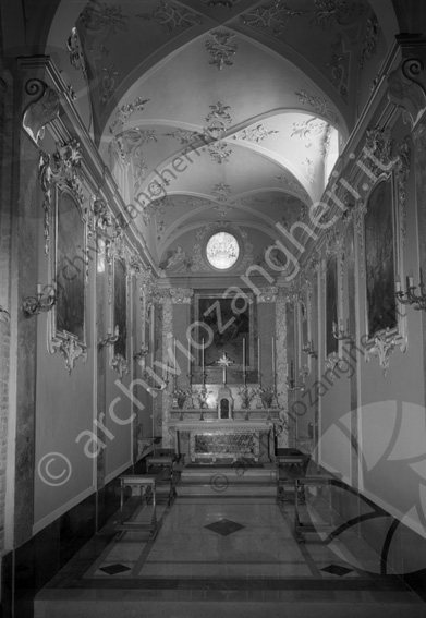 Duomo di Sarsina Cappella S.Vicinio altare santo collare quadri candele