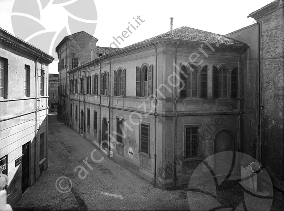 Palazzo Suore Carità Via Tiberti palazzo vespasiano freccia rifugio antiaereo via tiberti esattoria comunale