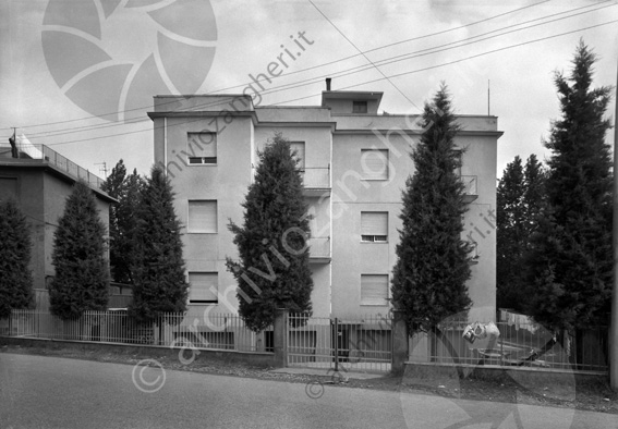 Casa in Via del mare 306 (vista da Viale Abruzzi) Case edificio condominio