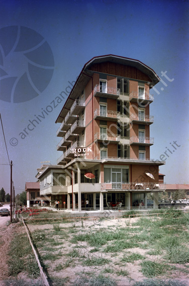 Hotel Rock Lido di Savio Albergo edificio terrazza per andata a Portici