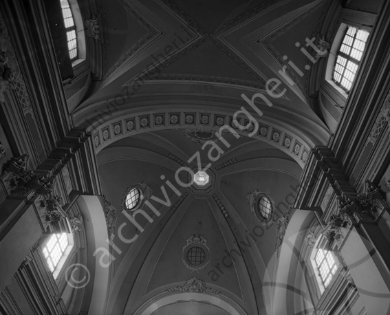 Chiesa S.Agostino cupola interno soffitto chiesa finestre cupoletta 