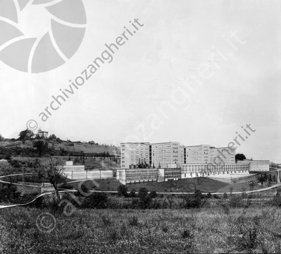 Fotomontaggio Ospedale fotomontaggio disegno fotografia ospedale edificio esterno 