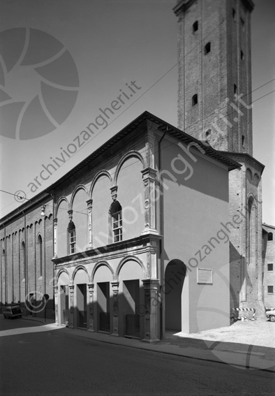 Cappella S.Tobia del Duomo di Cesena Esterno campanile edificio portico 