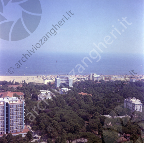 Panoramica dal grattacielo Marinella Veduta vista riviera costa spiaggia mare